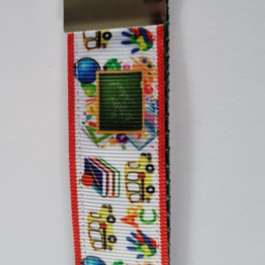 Handgemachter Schlüsselanhänger - Schule mit Tafel, lang